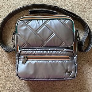 Lug NEW Product— The Wrangler! EUC!